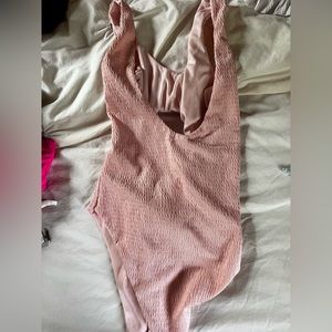 PrettyLittleThing Pink One Piece Bathing Suit w/Bow Tie Back Closure Size US 2